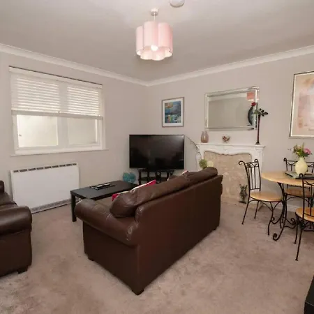 Seabirds - Cosy Ground Floor With Parking Space *