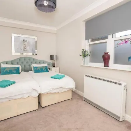 Seabirds - Cosy Ground Floor With Parking Space *