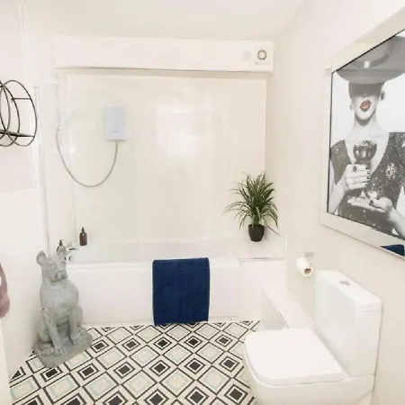 公寓 Seabirds - Cosy Ground Floor With Parking Space