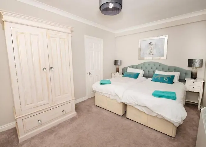 Seabirds - Cosy Ground Floor With Parking Space Apartment